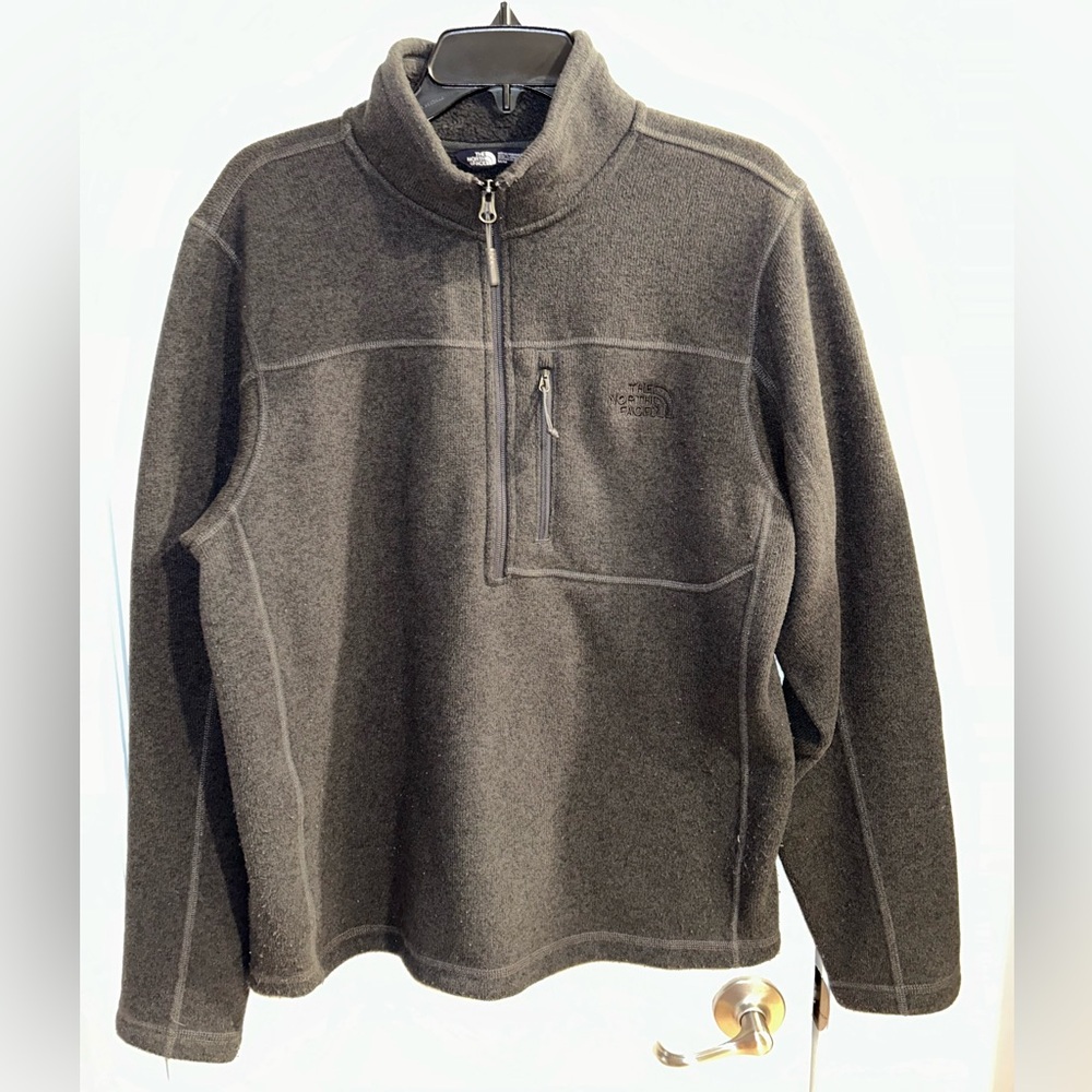 Men’s The North Face Quarter Zip Jacket - Size Medium Charcoal Gray